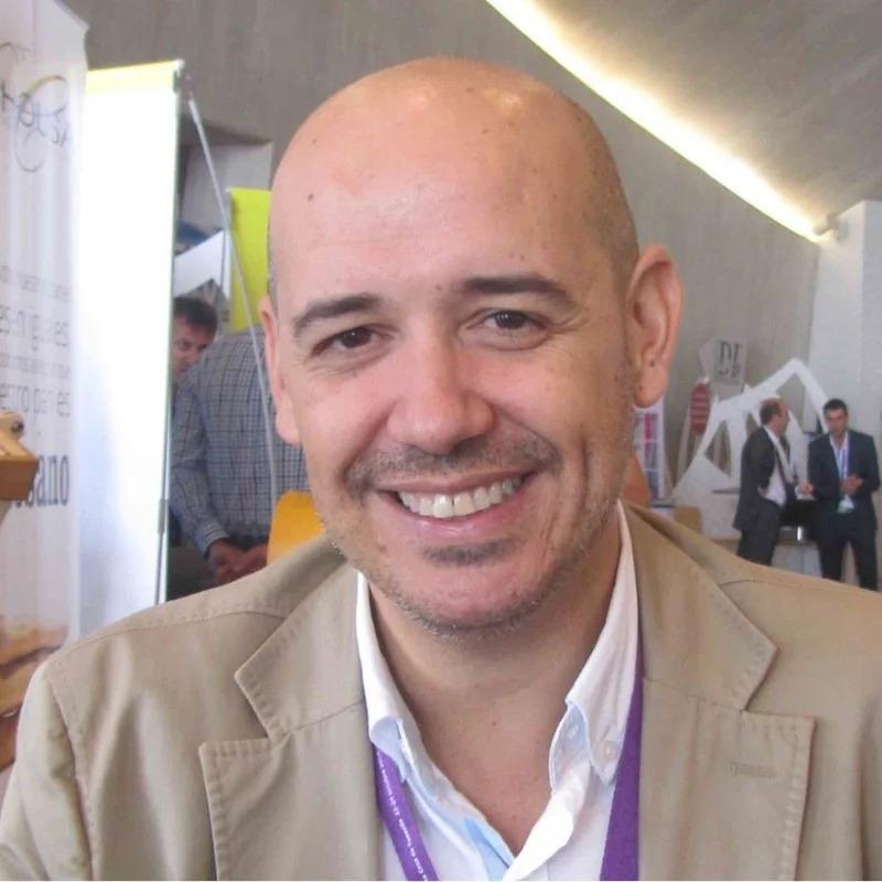 Cara Luis Bendito