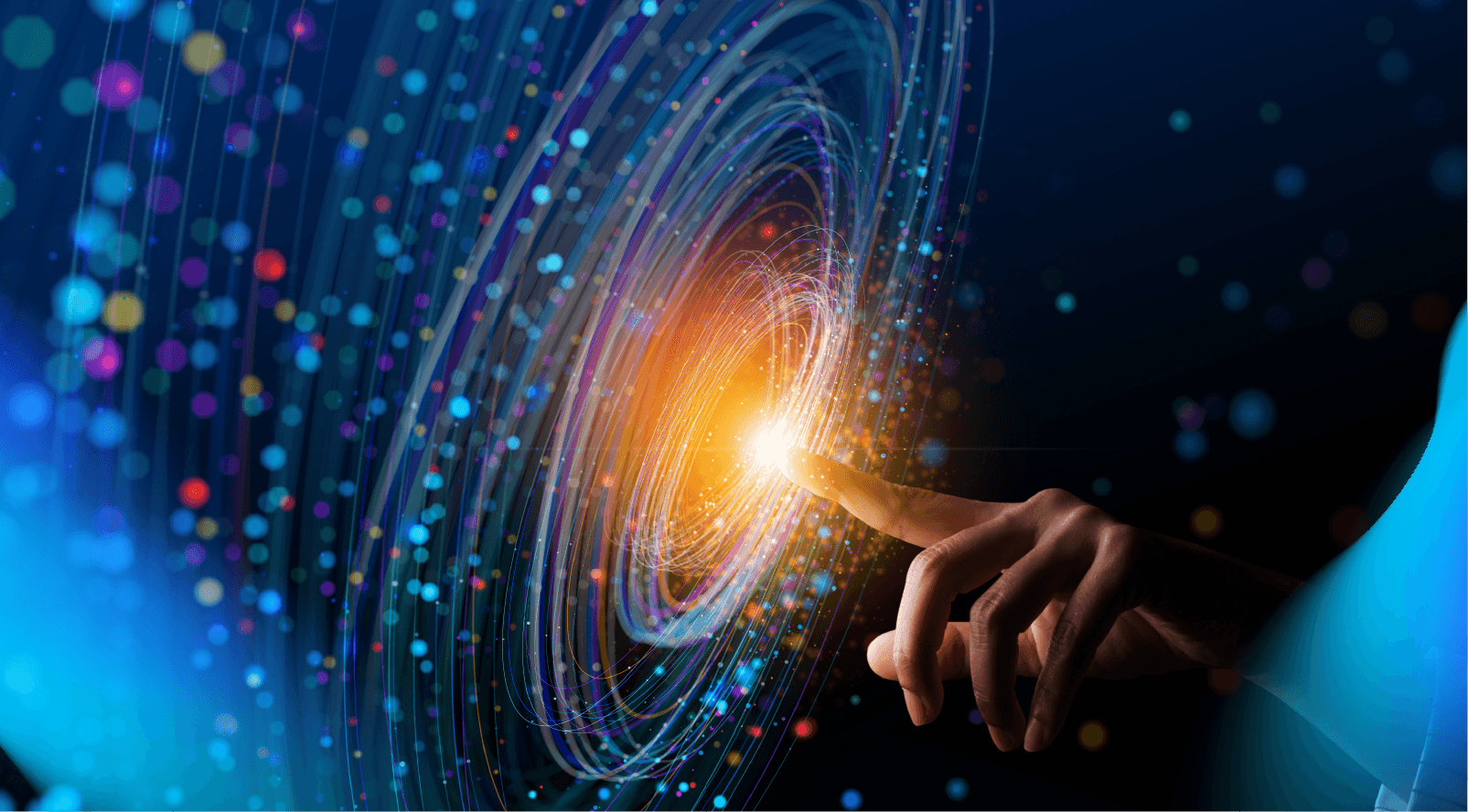 dedo pulsando una luz